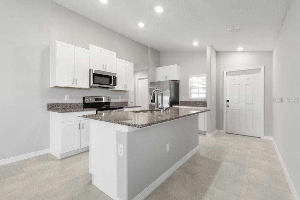 7110 Amelia Cove Court - Photo 4