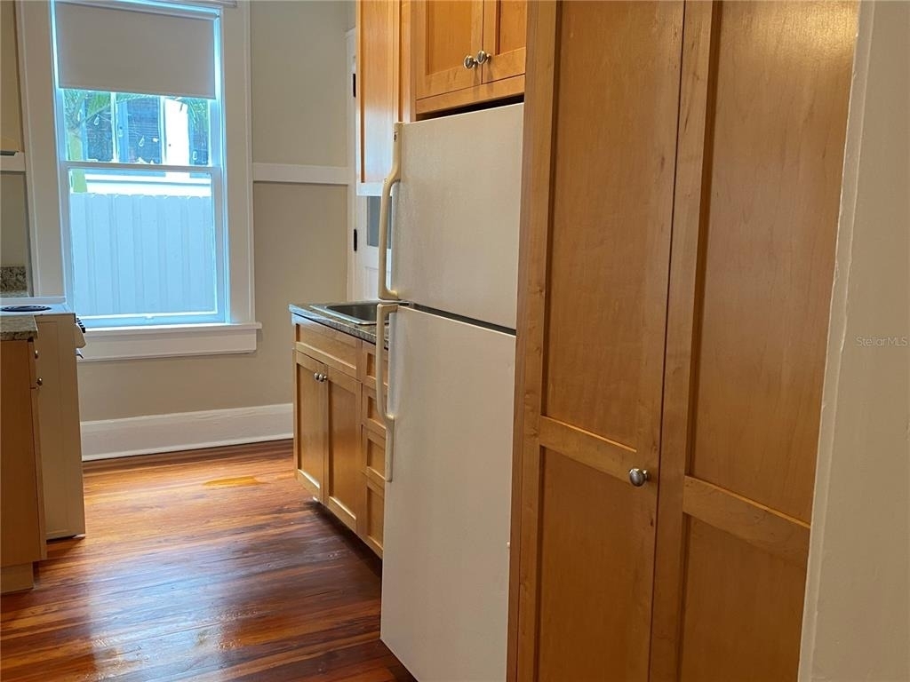 823 S Oregon Avenue - Photo 27