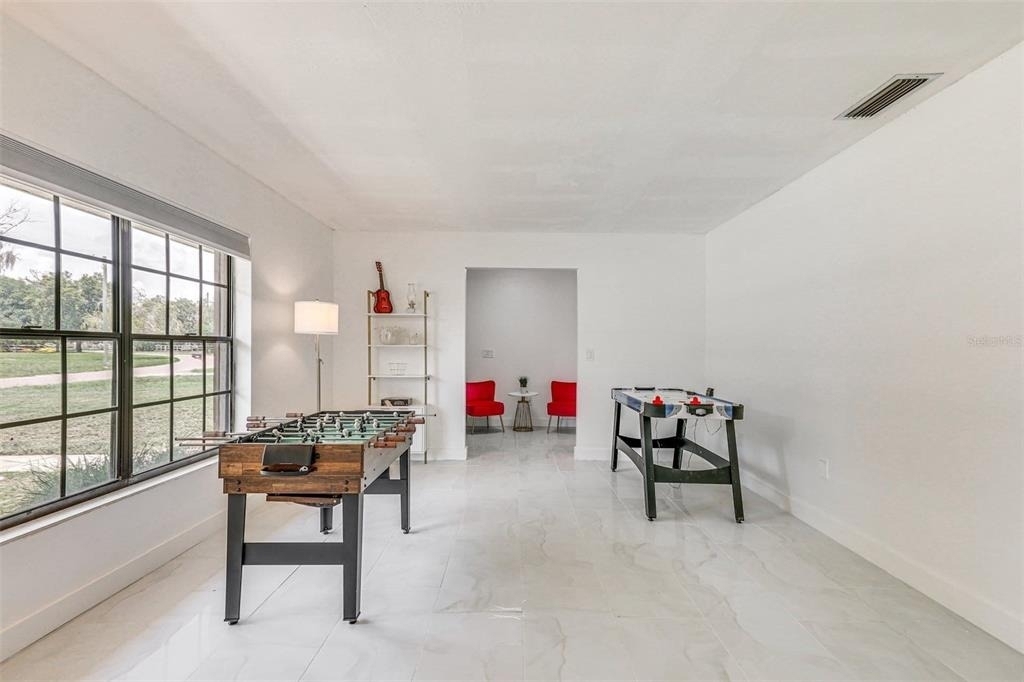 920 Lakeview Drive - Photo 13