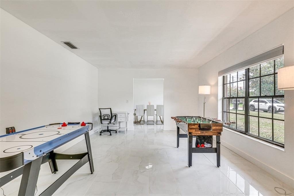 920 Lakeview Drive - Photo 12