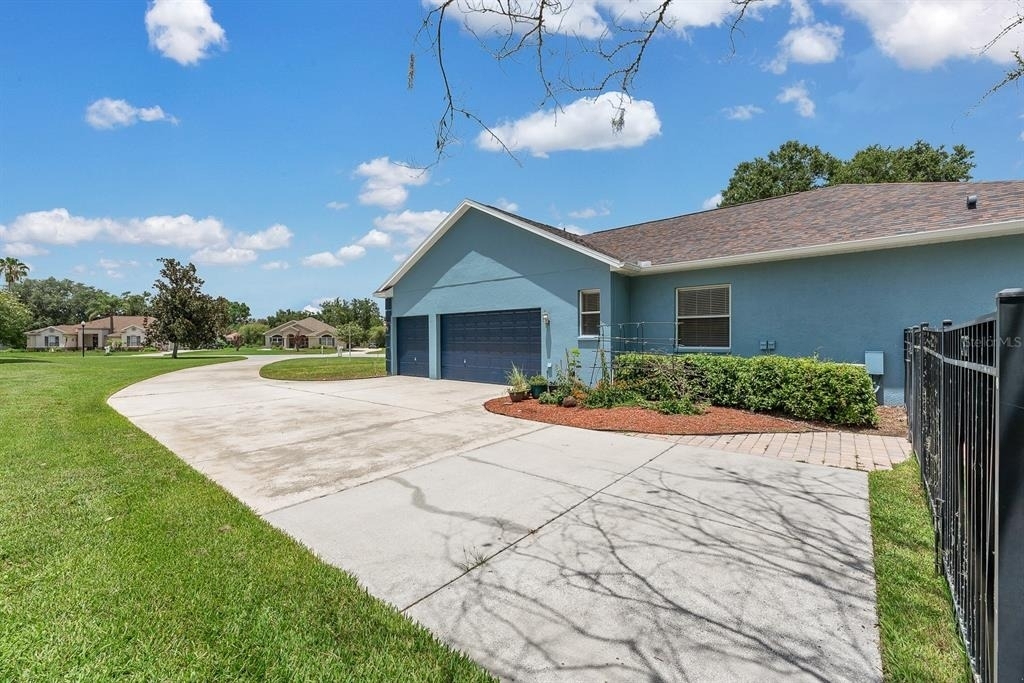 6023 Kestrel Point Avenue - Photo 48