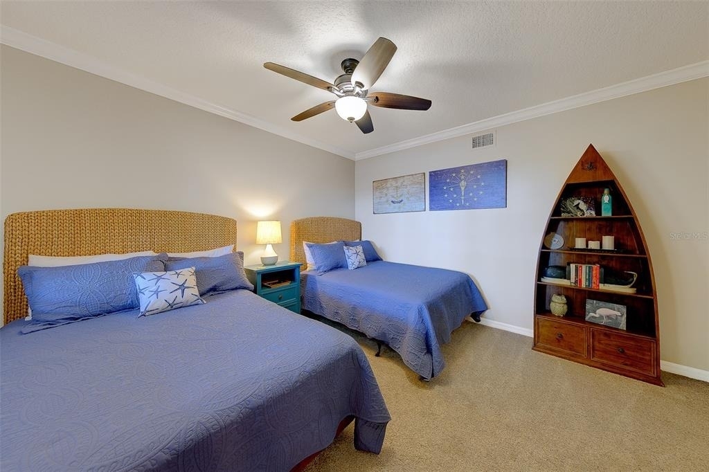 16550 Gulf Boulevard - Photo 23