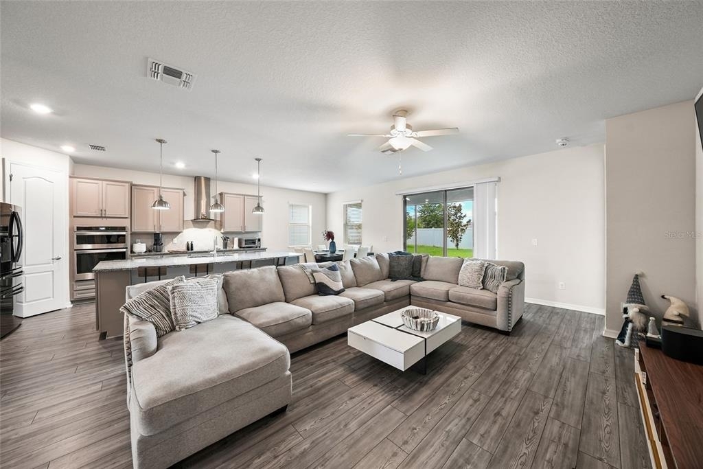 10913 Green Harvest Drive - Photo 11