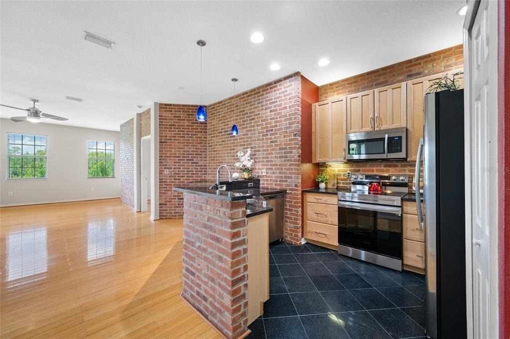 10409 Crimson Park Lane - Photo 11