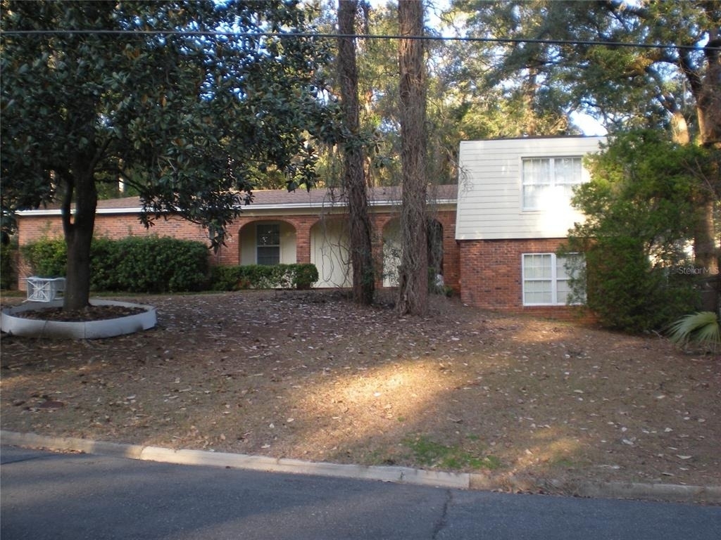 1919 Nanticoke Circle - Photo 0
