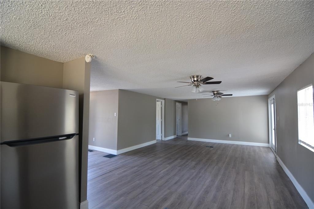 17524 Medley Avenue - Photo 17