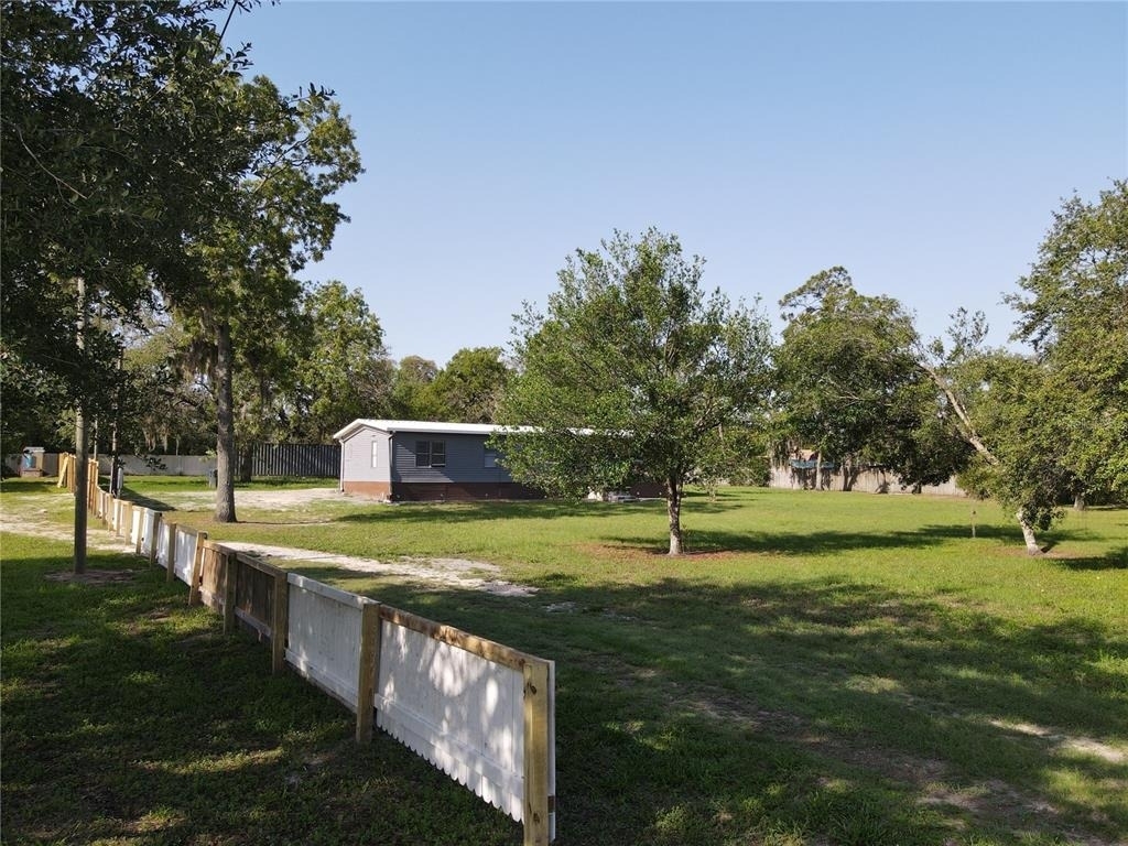 17524 Medley Avenue - Photo 1