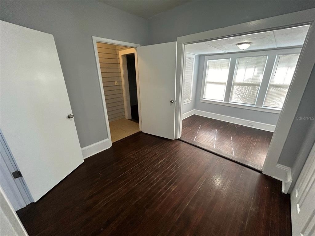 524 Basswood Street - Photo 5