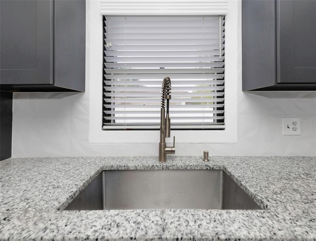 4030 Fieldgreen Place - Photo 16