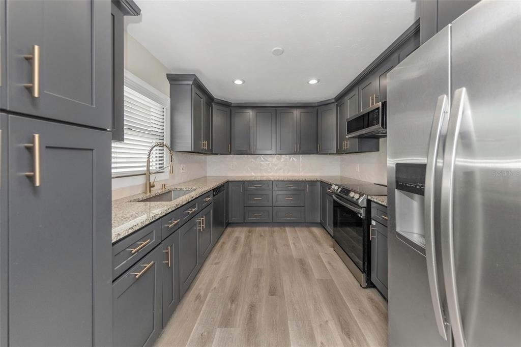 4030 Fieldgreen Place - Photo 13