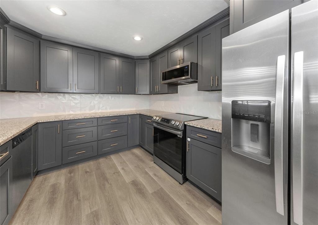 4030 Fieldgreen Place - Photo 14