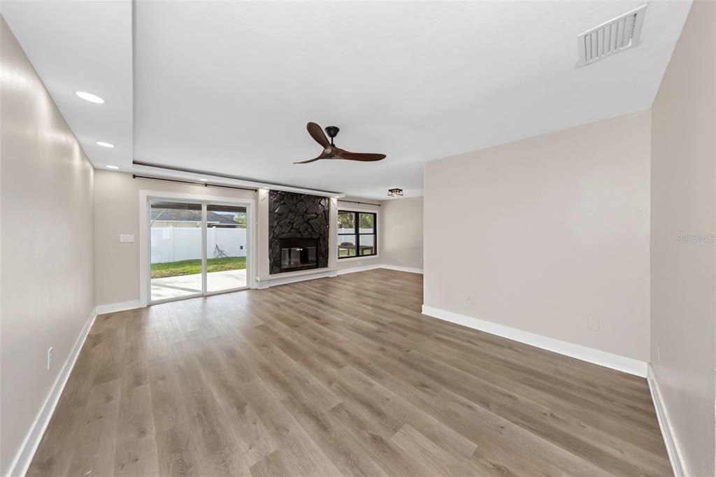 4030 Fieldgreen Place - Photo 6