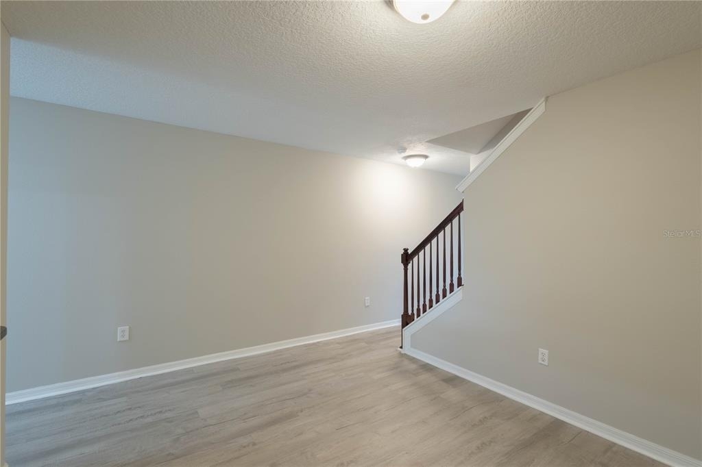 10956 Brickside Court - Photo 13