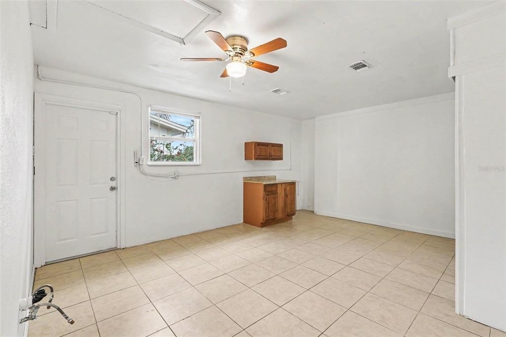 1520 Simmons Drive - Photo 15