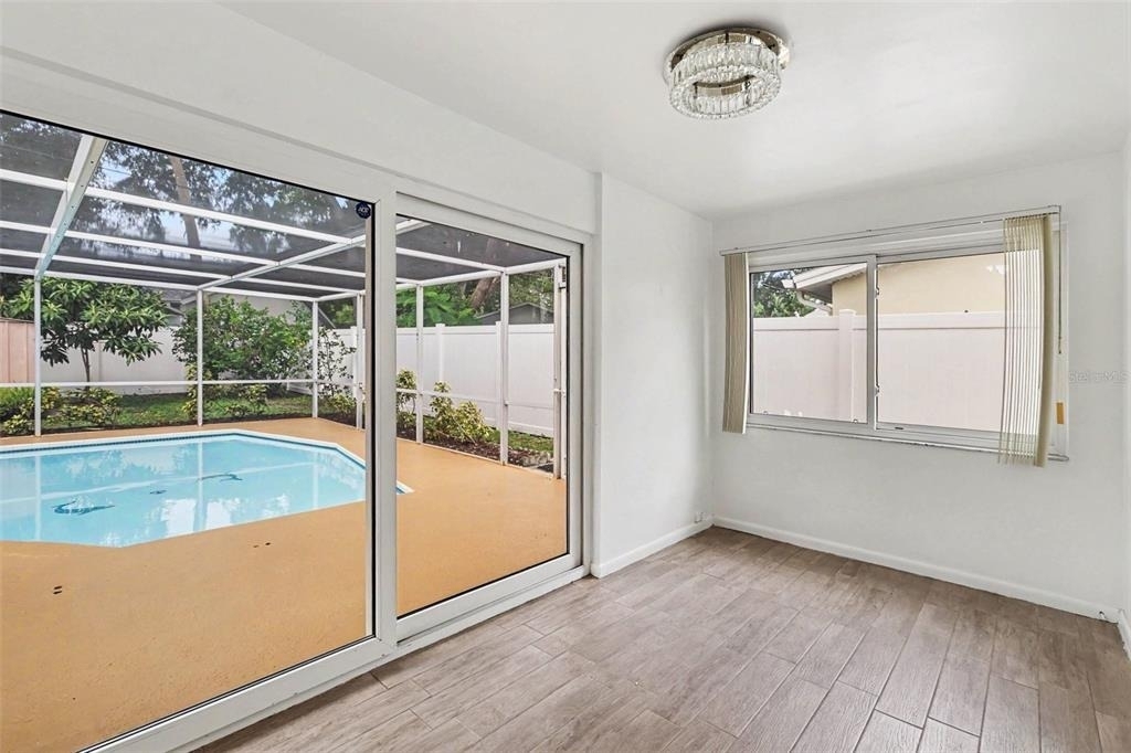 1520 Simmons Drive - Photo 7