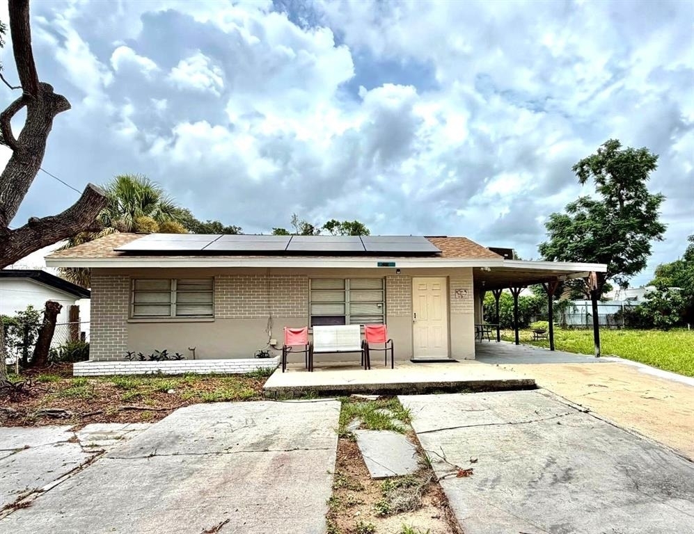 7215 James Street - Photo 0