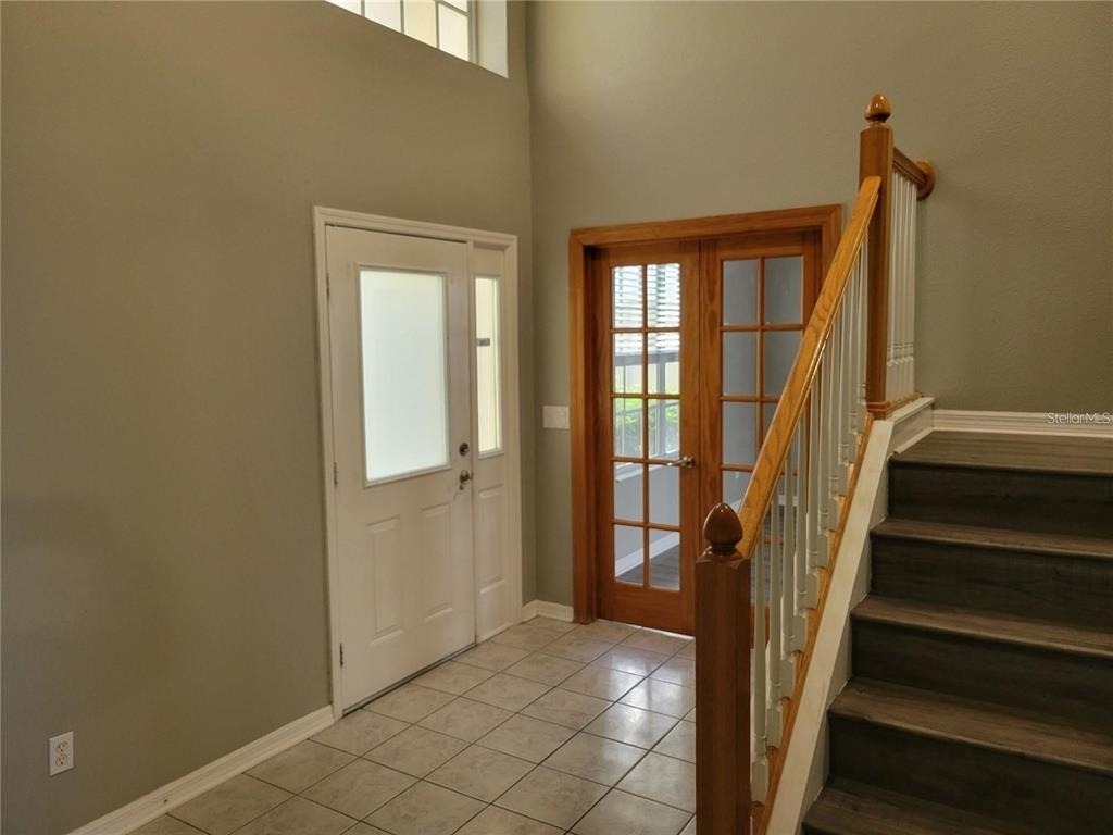 7215 Colonial Lake Drive - Photo 2