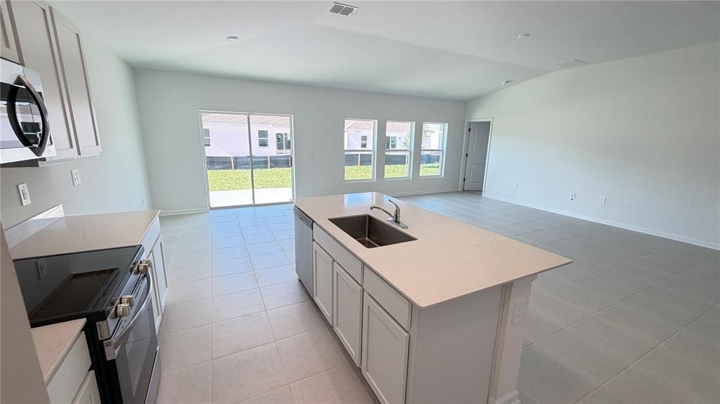 4585 Golden Knight Boulevard - Photo 4