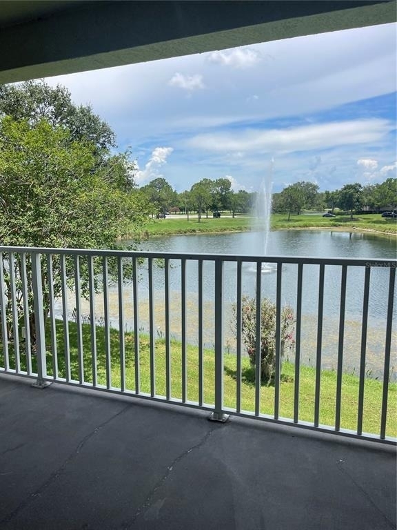13815 Fairway Island Drive - Photo 6