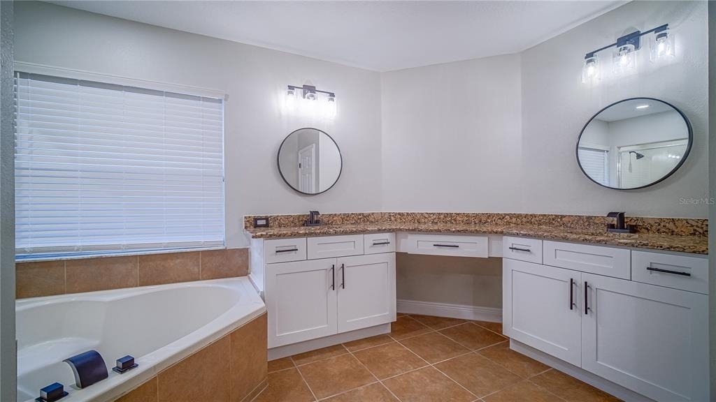 1020 Woodsong Way - Photo 14