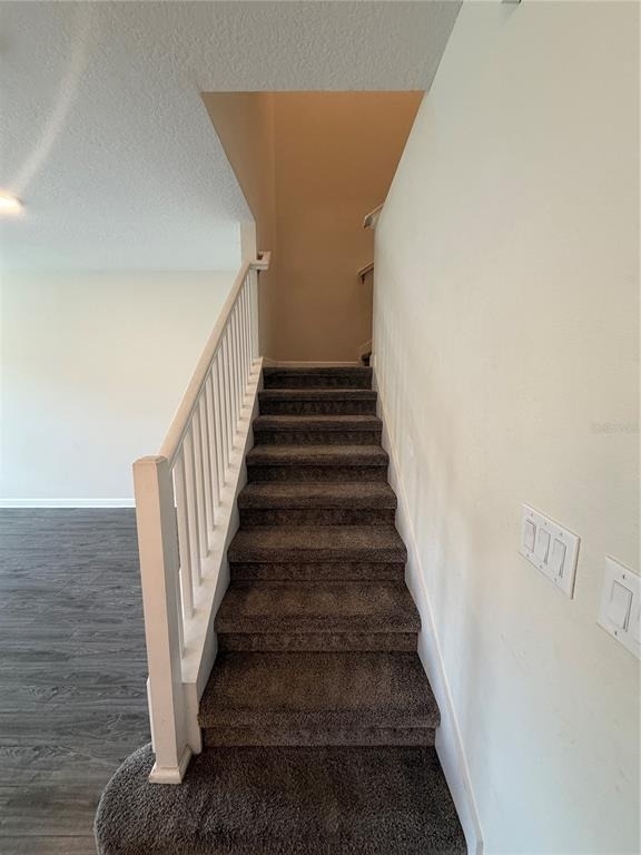 1206 Payne Stewart Drive - Photo 2