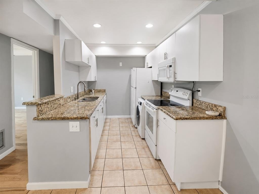 940 Lake Destiny Road - Photo 7