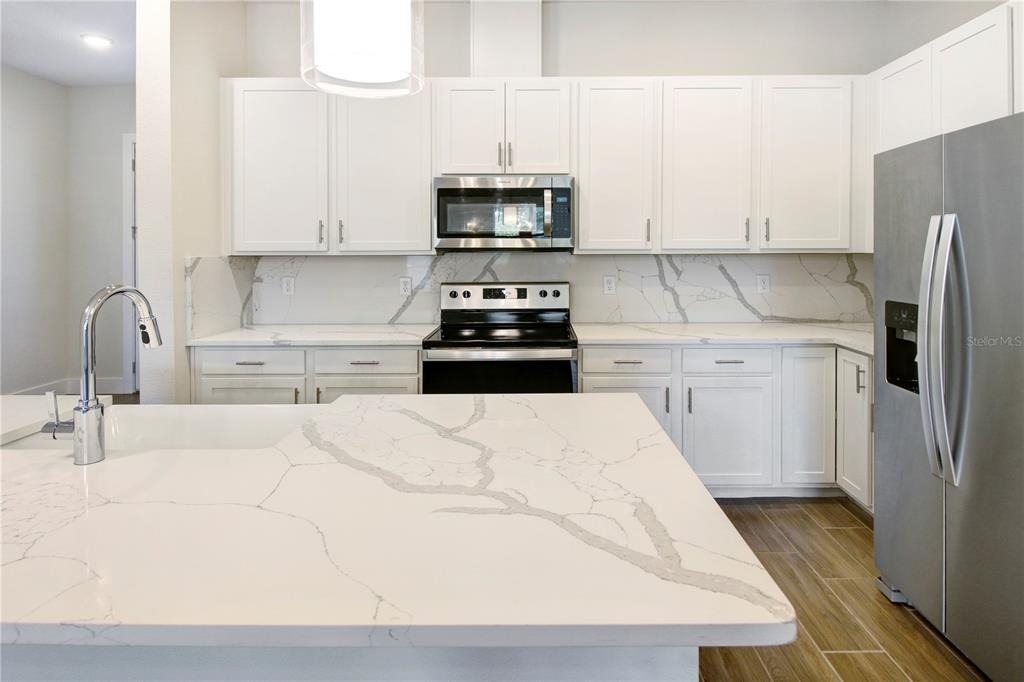 1604 Birchfield Cove - Photo 4