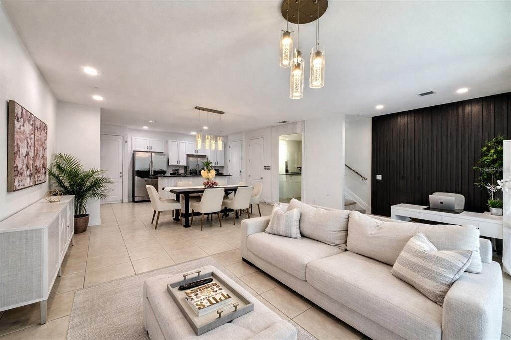 8458 Kelsall Drive - Photo 5