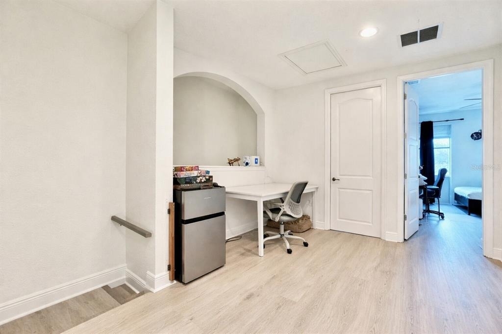 8458 Kelsall Drive - Photo 28
