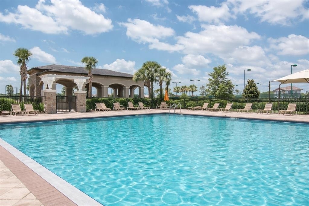 8458 Kelsall Drive - Photo 40