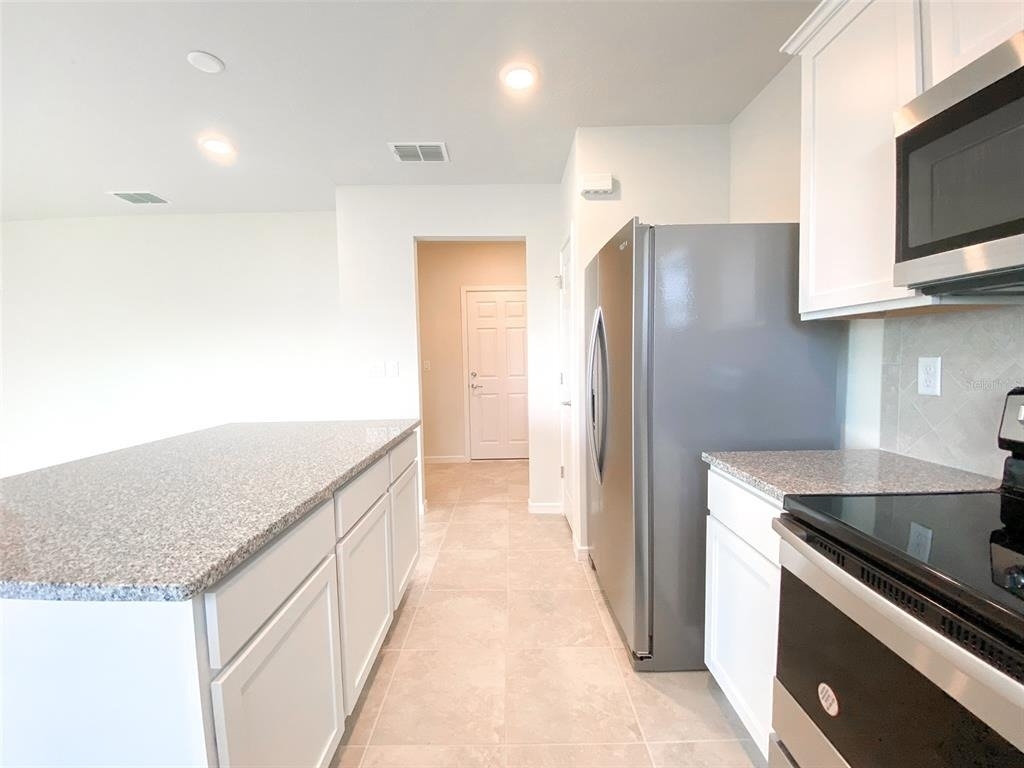 1579 Aspen Avenue - Photo 9