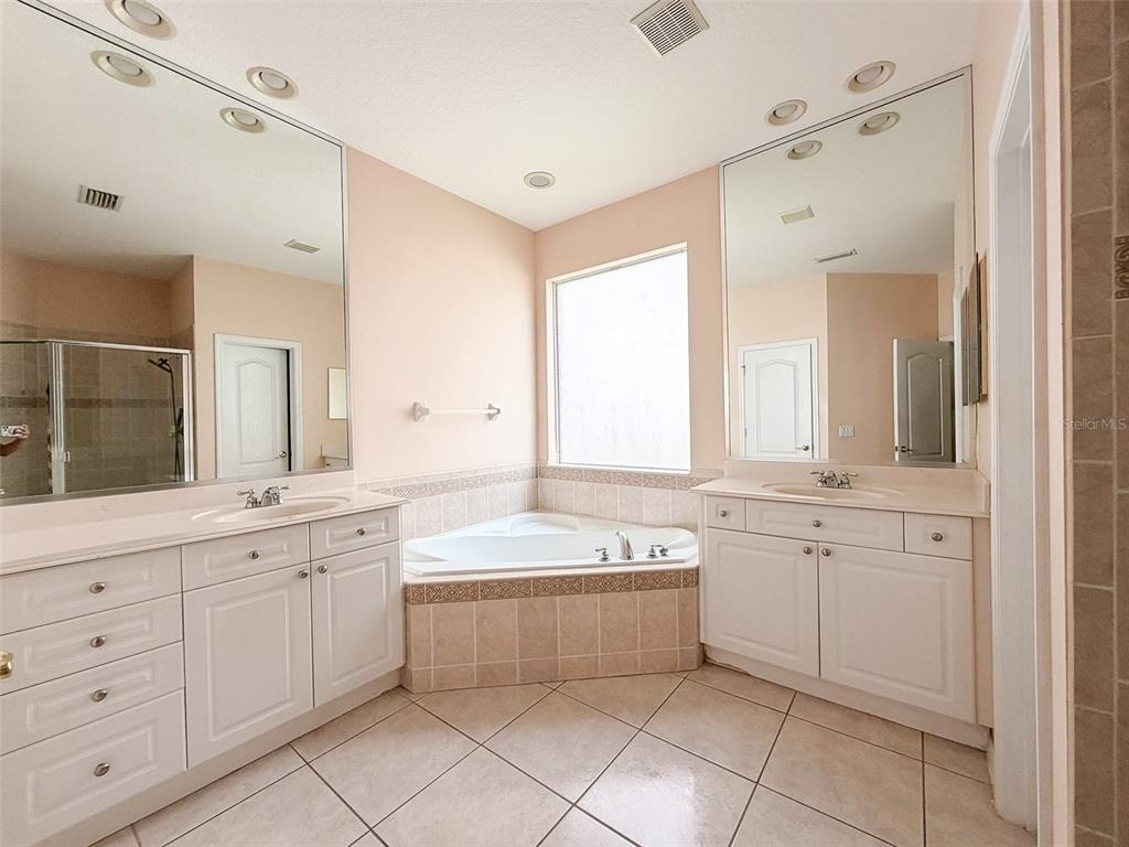 12947 Runswick Avenue - Photo 20
