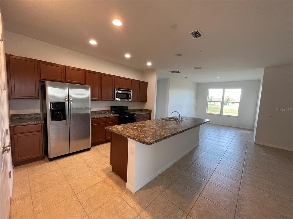 2269 Waukegan Drive - Photo 4
