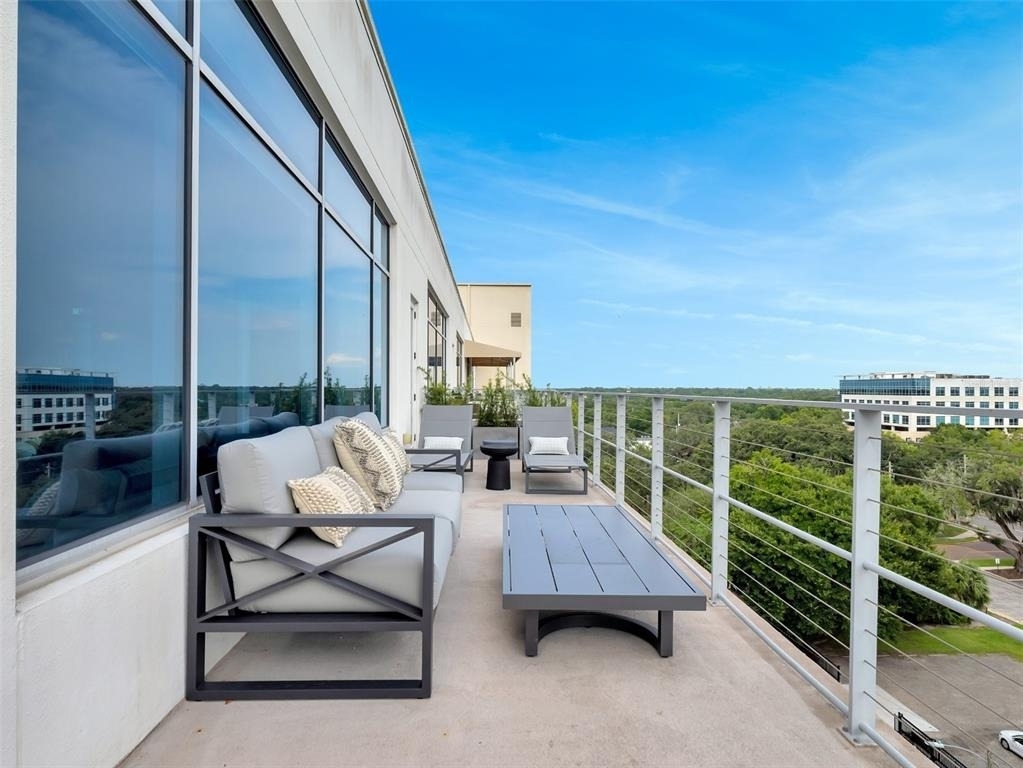 525 E Jackson Street - Photo 29