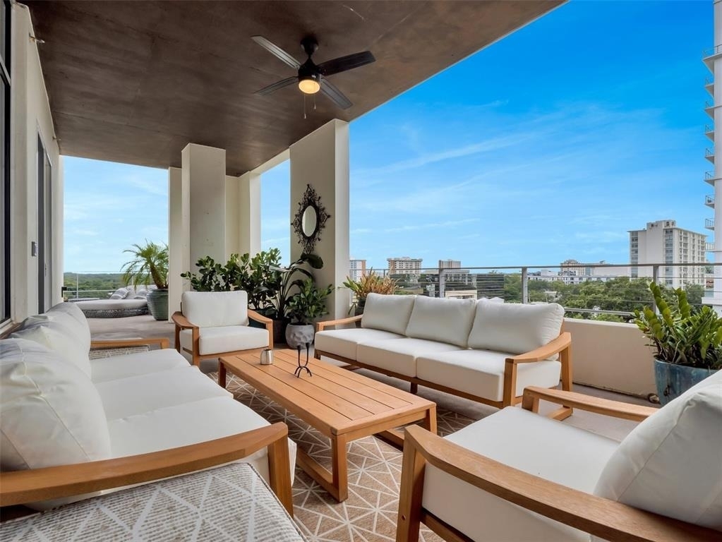 525 E Jackson Street - Photo 36