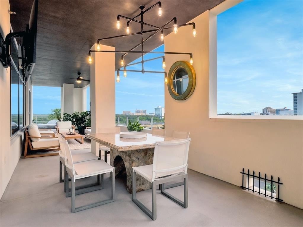 525 E Jackson Street - Photo 40