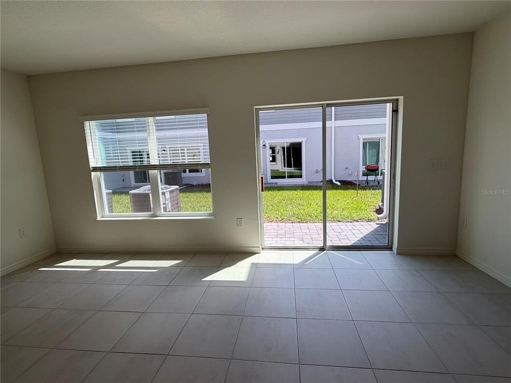 2817 Moonshadow Court - Photo 5