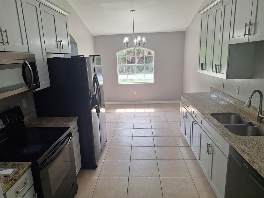 1220 Waycross Street - Photo 6