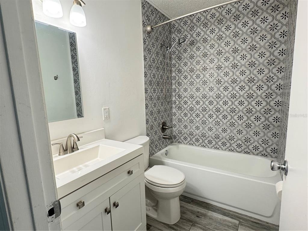 215 Fernwood St - Photo 12