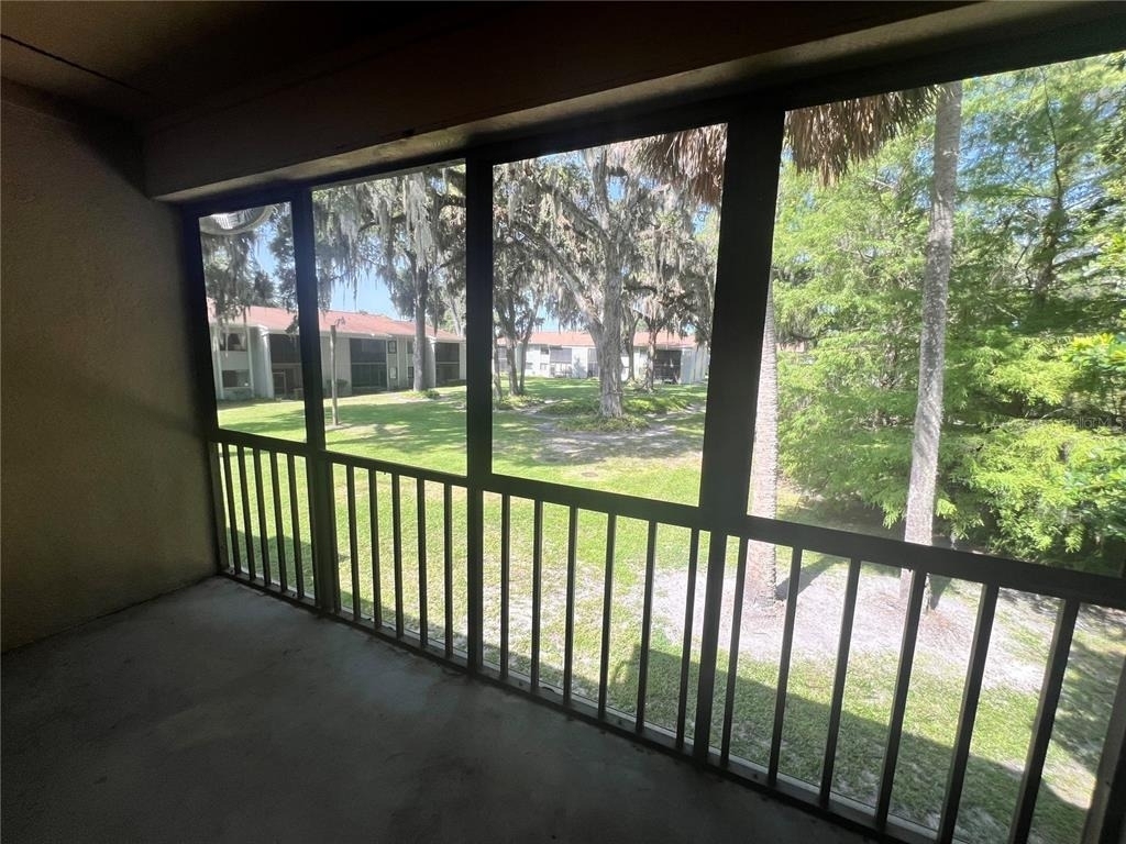 302 Palm Coast Parkway Ne - Photo 10