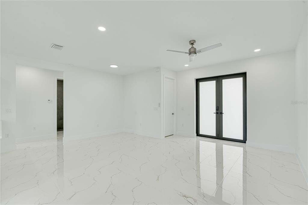 153 Australian Drive - Photo 6