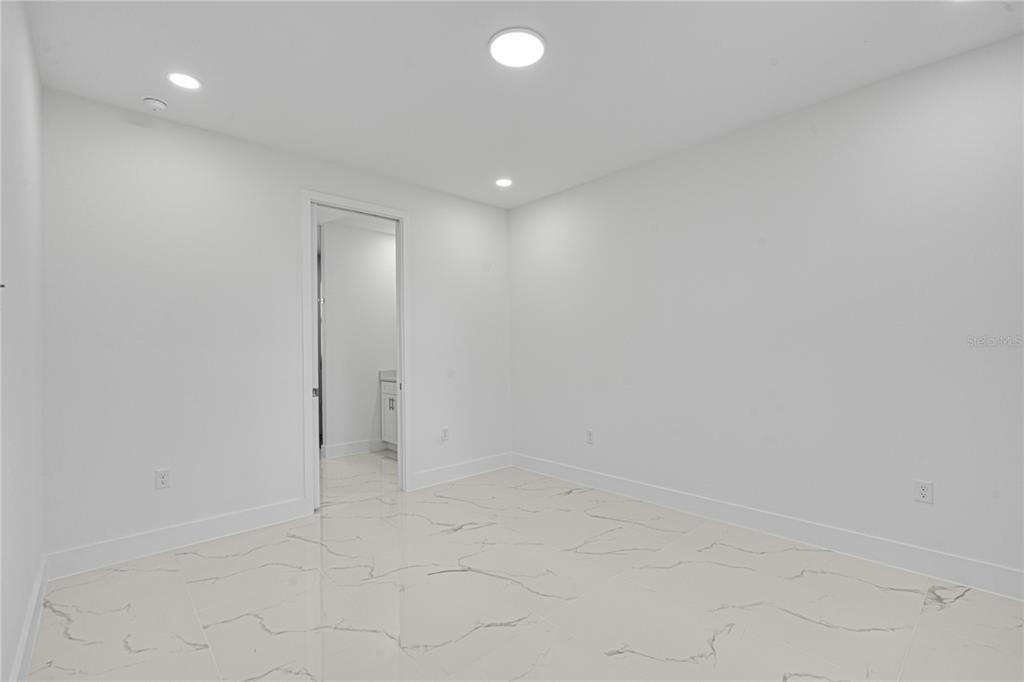 153 Australian Drive - Photo 31