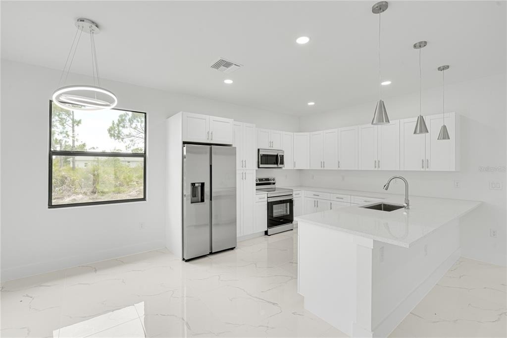 153 Australian Drive - Photo 11