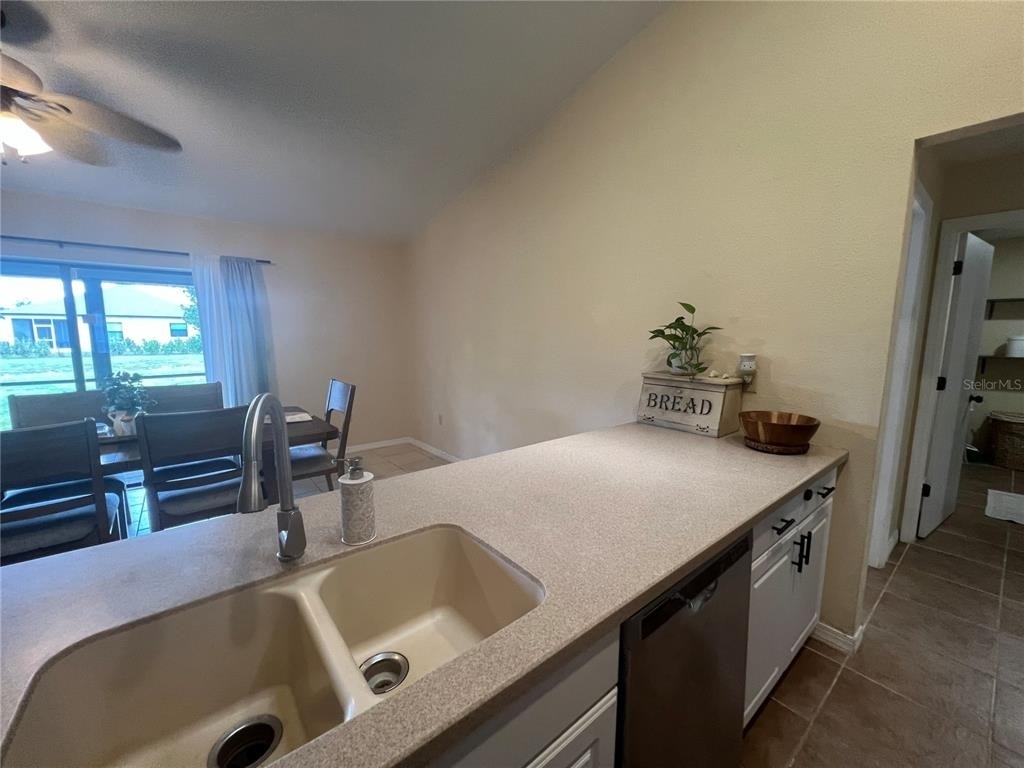 451 Rio De Janeiro Avenue - Photo 11