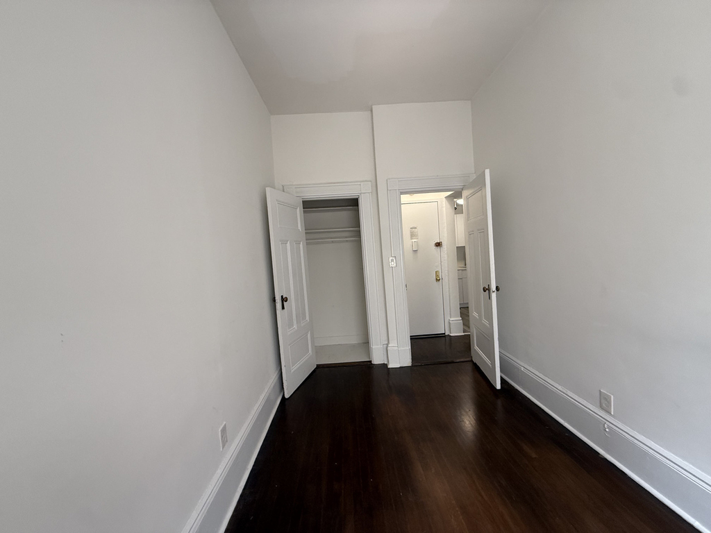 1134 Madison Avenue - Photo 8