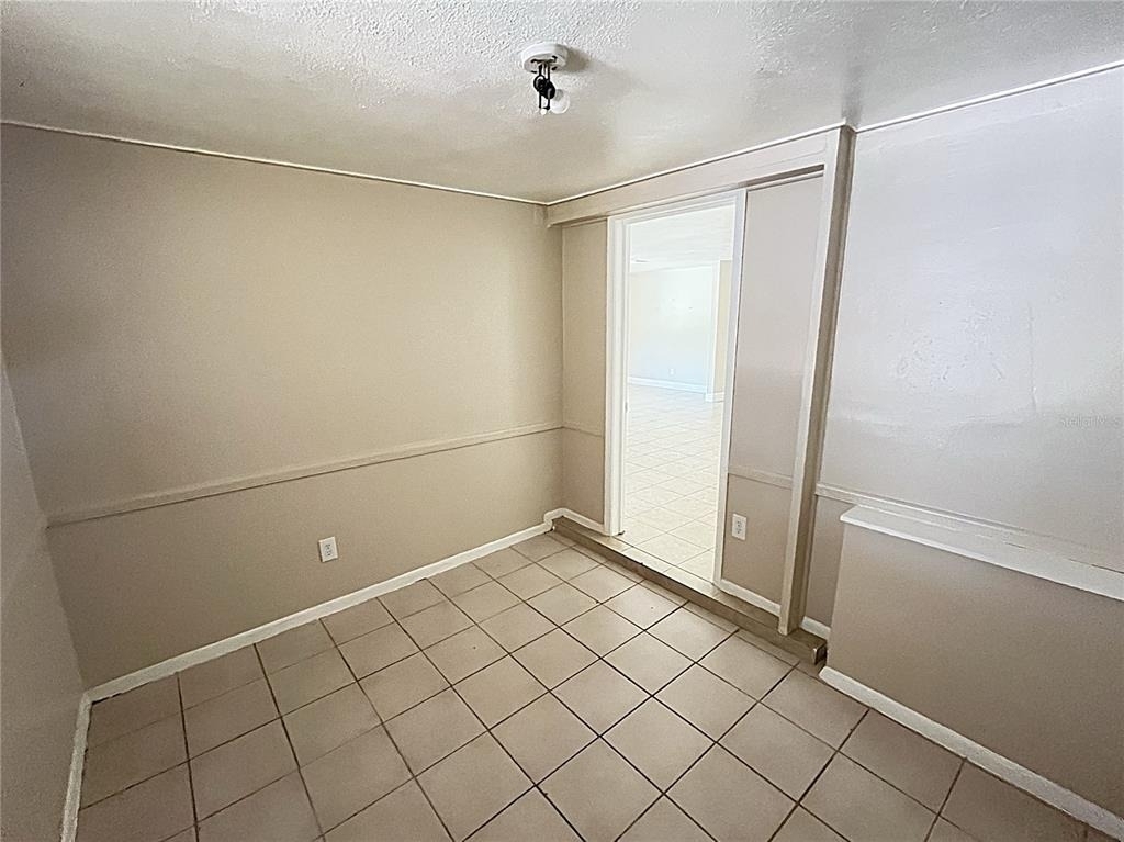 712 67th Avenue W - Photo 15