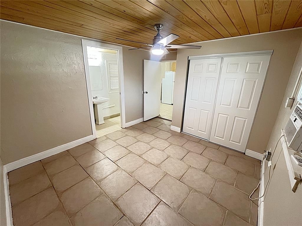 712 67th Avenue W - Photo 9