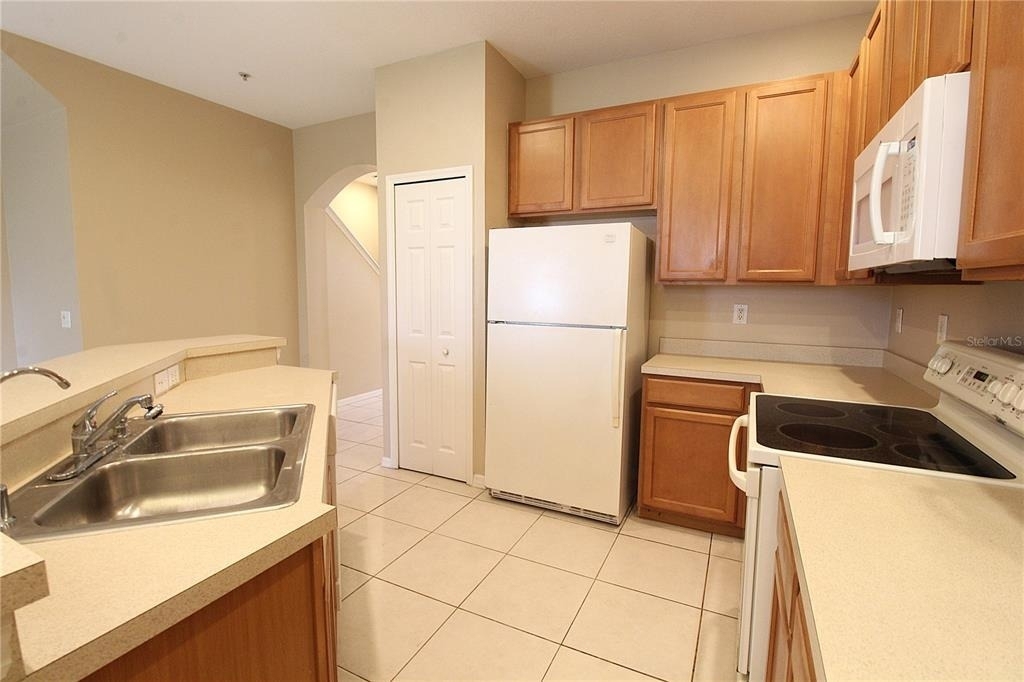 4011 Burlwood Road - Photo 2