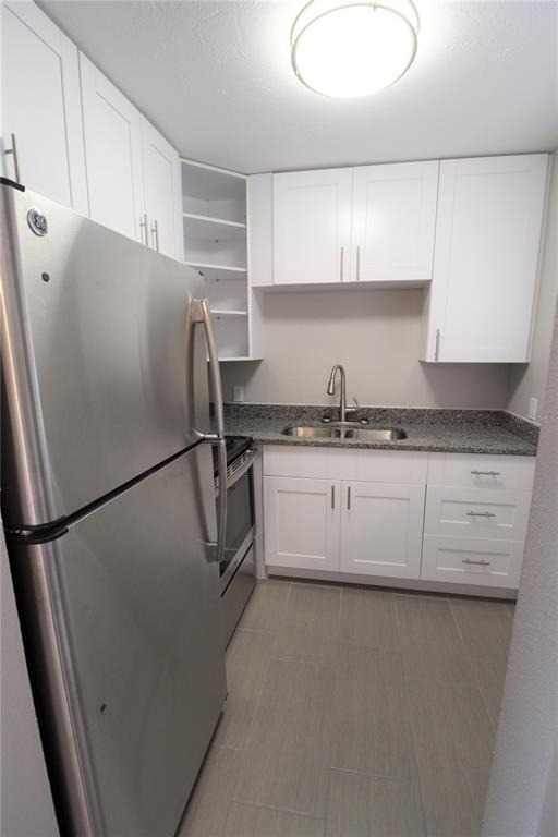 3001 Bee Ridge Road - Photo 1