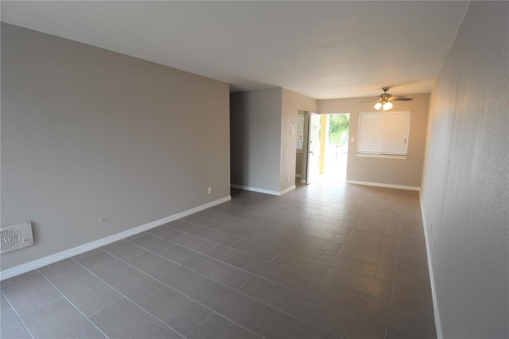 3001 Bee Ridge Road - Photo 3